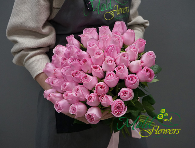 Розовые Голанские розы 40-50 см Фото